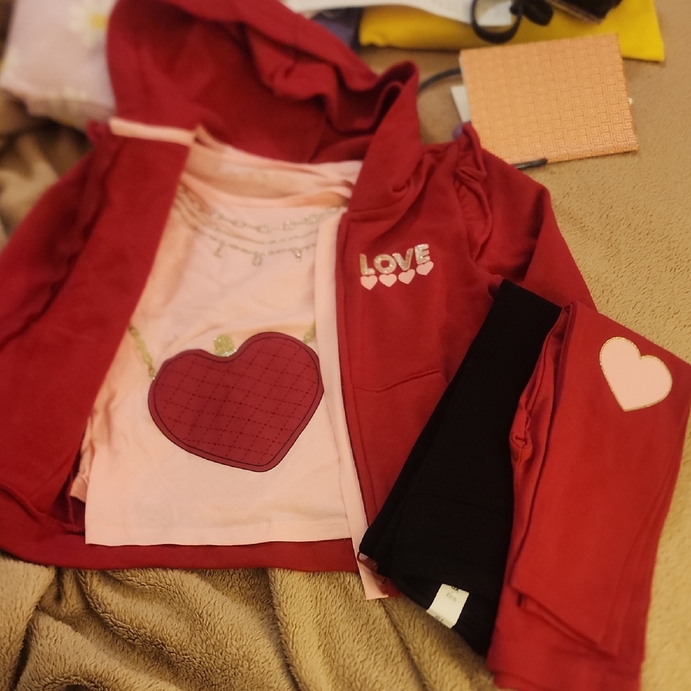 NWT SZ 4T Tcp Kids Red Love Hoodie Set & Black Cozy Leggings